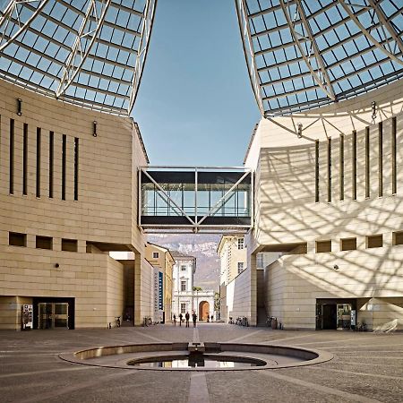 רוברטו Smart Apartments Palazzo Mazzini מראה חיצוני תמונה