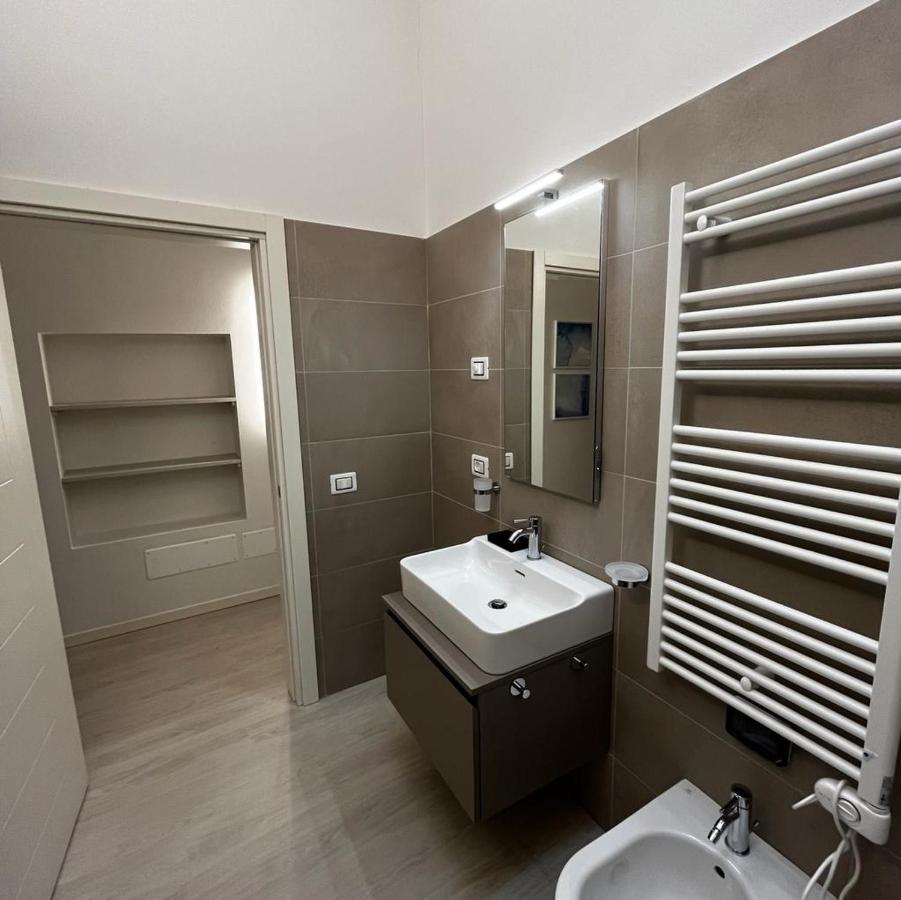 רוברטו Smart Apartments Palazzo Mazzini מראה חיצוני תמונה